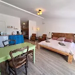 Casa Dani Private Studio'S, Tomar Alojamento de Acomodação e Pequeno-almoço Carregueiros