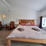 Alojamento de Acomodação e Pequeno-almoço Casa Dani Private Studio'S, Tomar Carregueiros