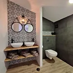 Casa Dani Private Studio'S, Tomar Alojamento de Acomodação e Pequeno-almoço 3*