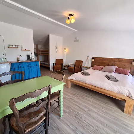 Casa Dani Studio's, Tomar Bed & Breakfast