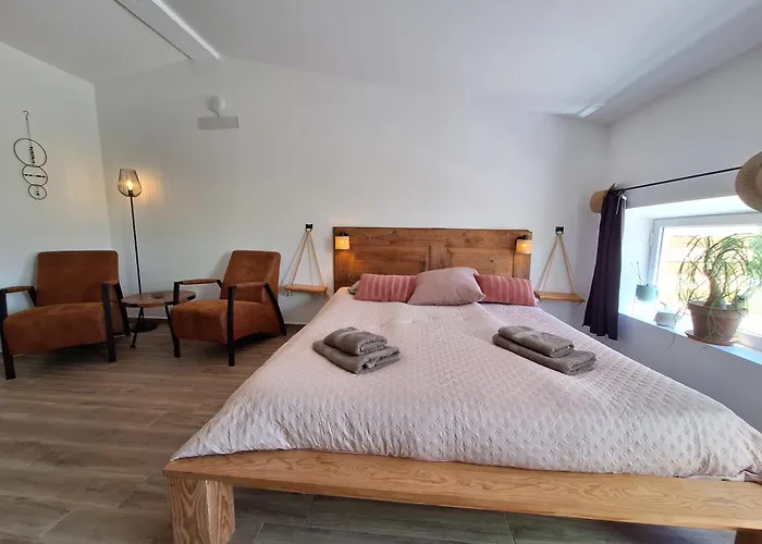 Bed & Breakfast Casa Dani Studio's, Tomar Carregueiros