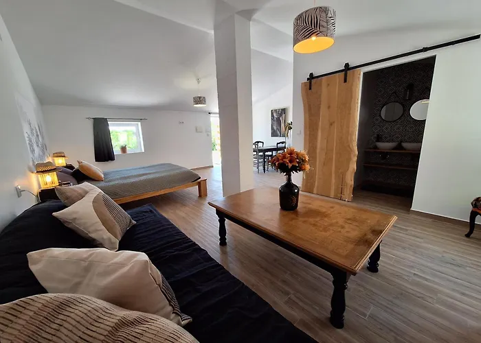 Casa Dani Studio's, Tomar 3* Carregueiros