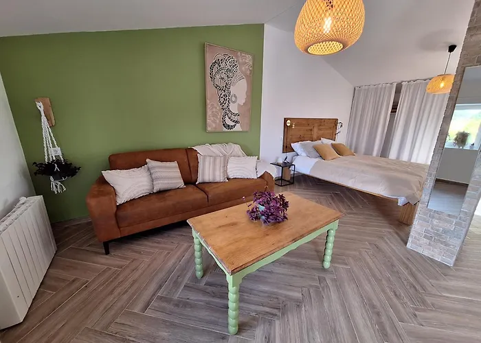 Bed and breakfast Casa Dani Studio's, Tomar Carregueiros